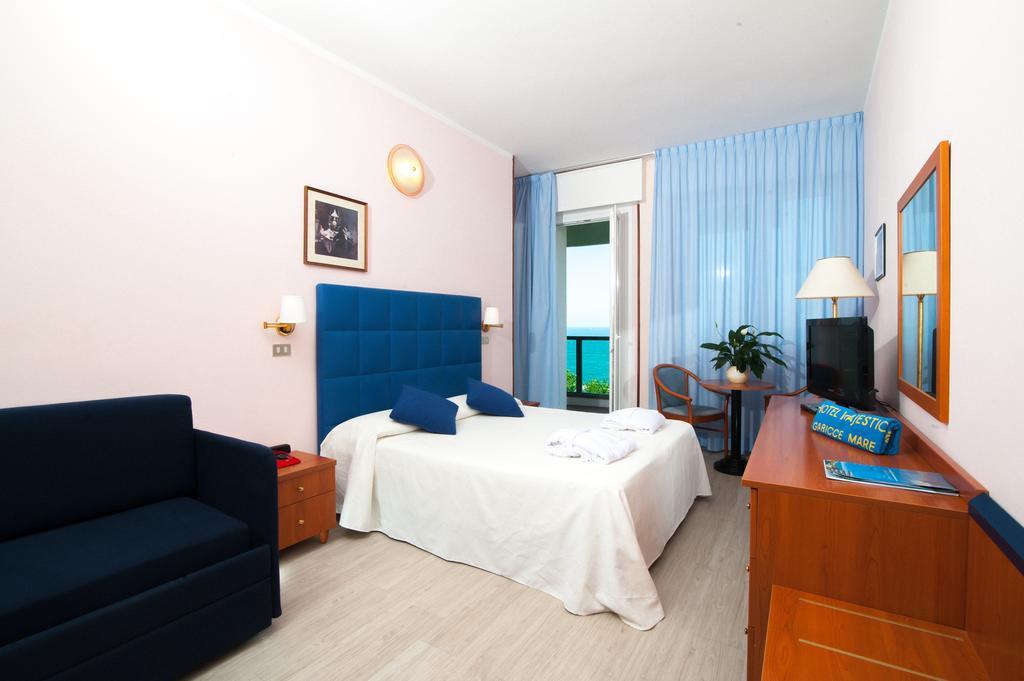 Hotel Majestic Gabicce Mare Luaran gambar