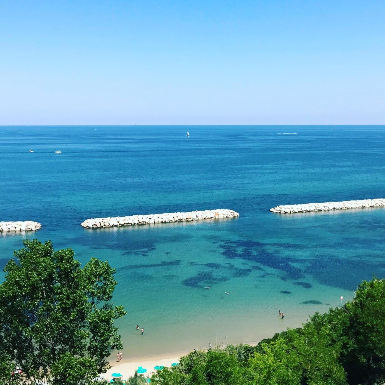 Hotel Majestic Gabicce Mare Luaran gambar