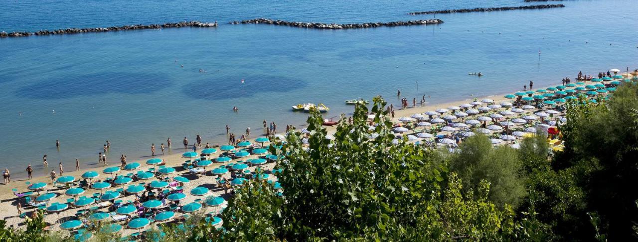 Hotel Majestic Gabicce Mare Luaran gambar